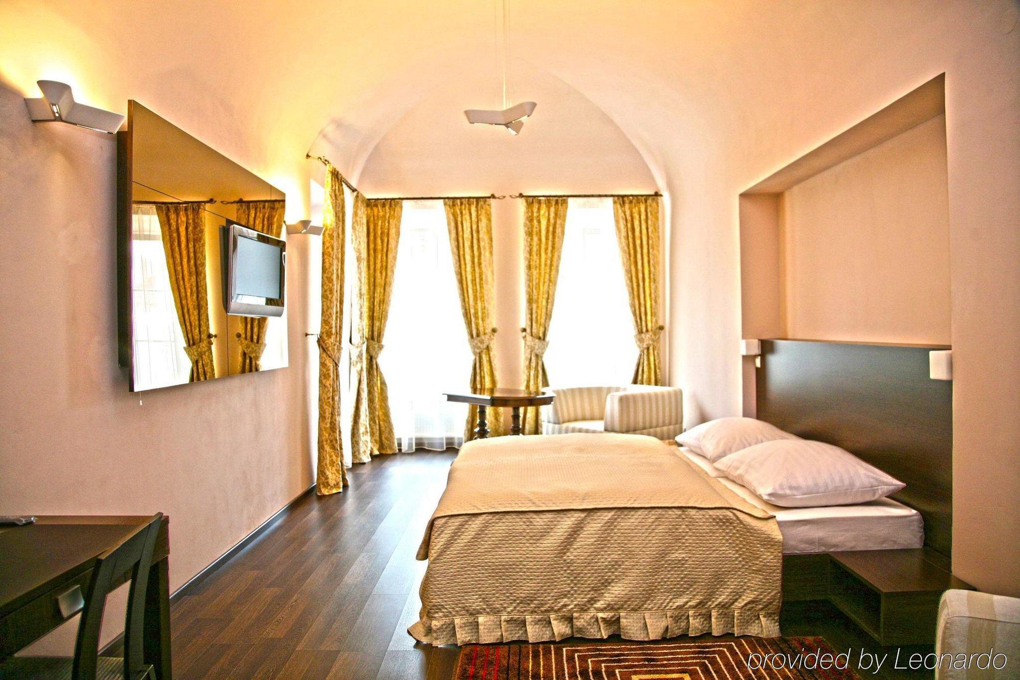 Boutique Hotel Zlaty Dukat Kosice Room photo