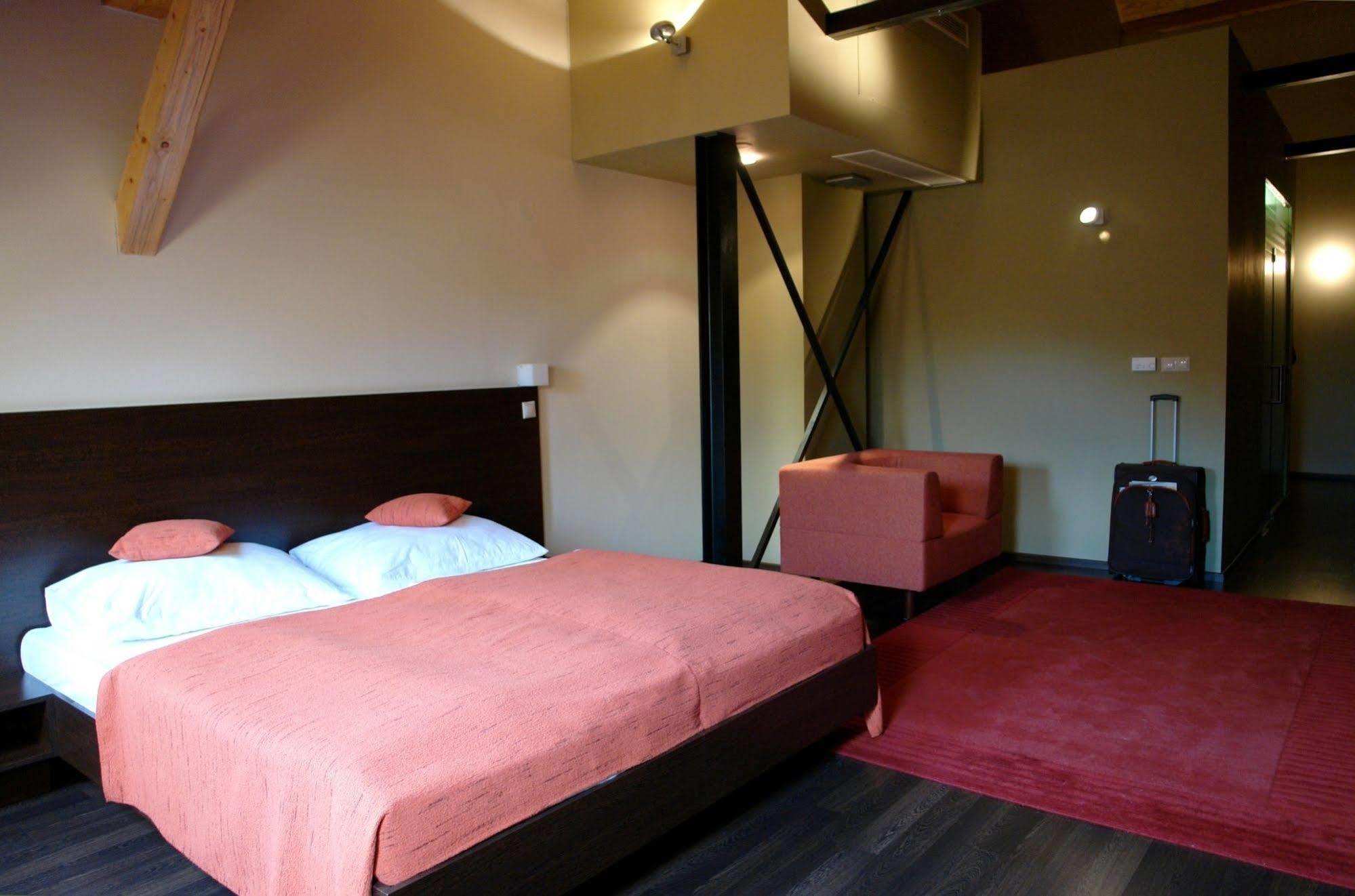 Boutique Hotel Zlaty Dukat Kosice Exterior photo